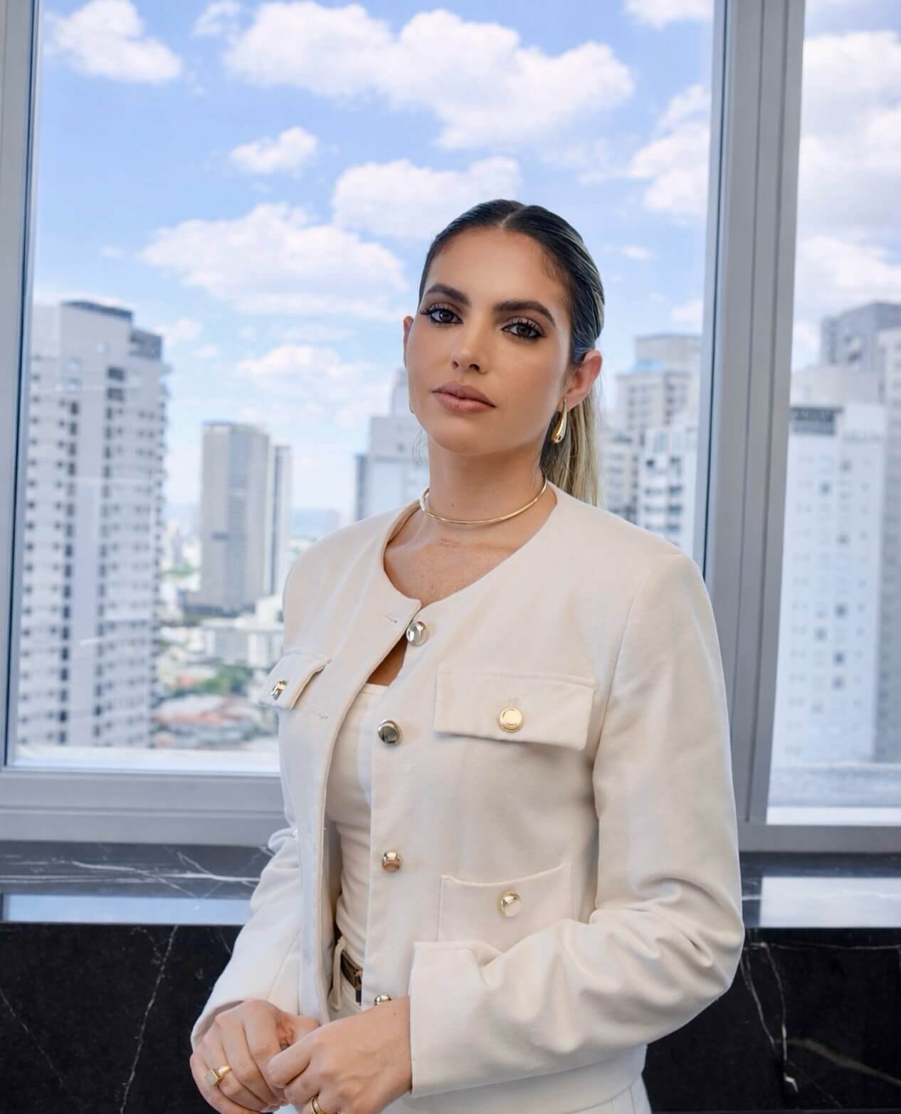 Dra. Scarlett Alves - Odontologia Estética